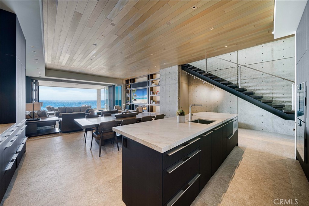 Beach Road Custom (BR) - Residential
