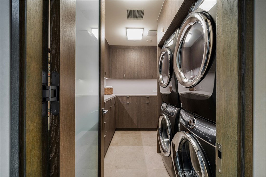 Beach Road Custom (BR) - Residential