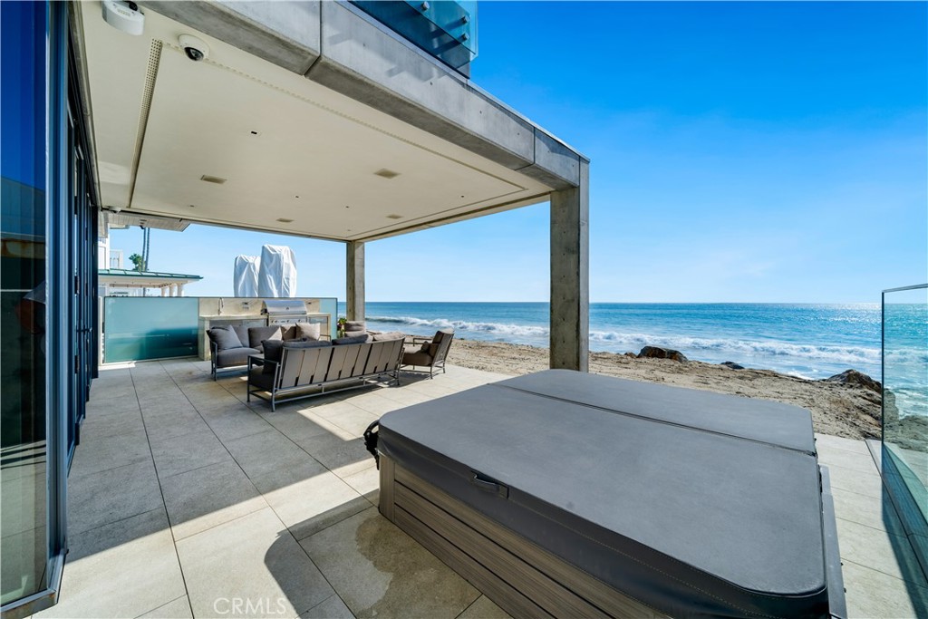 Beach Road Custom (BR) - Residential