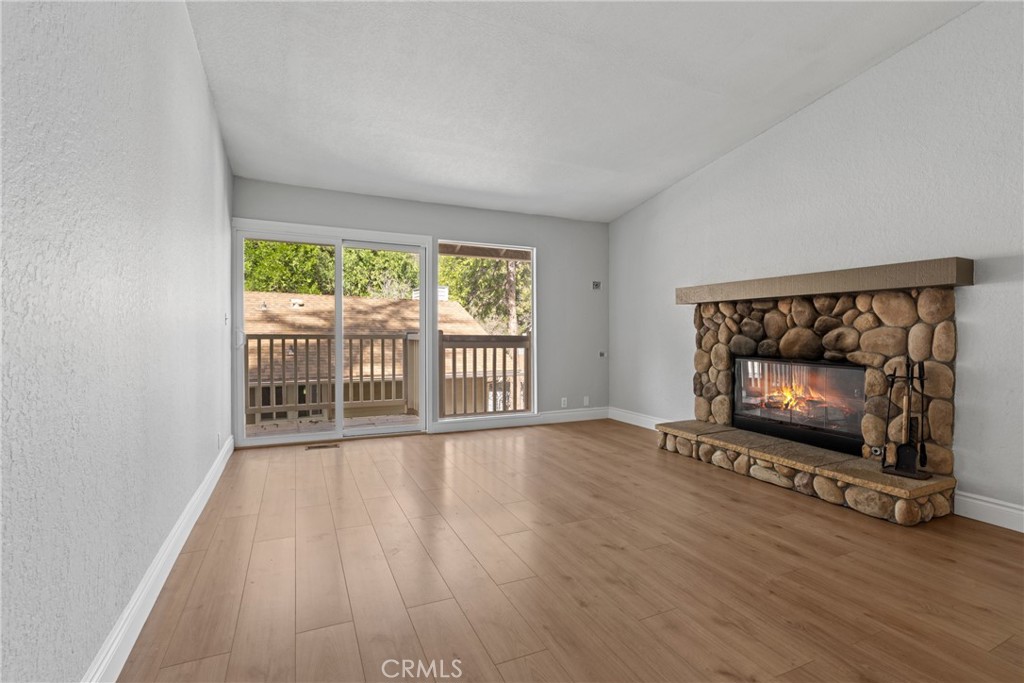 315 Canyon Crest