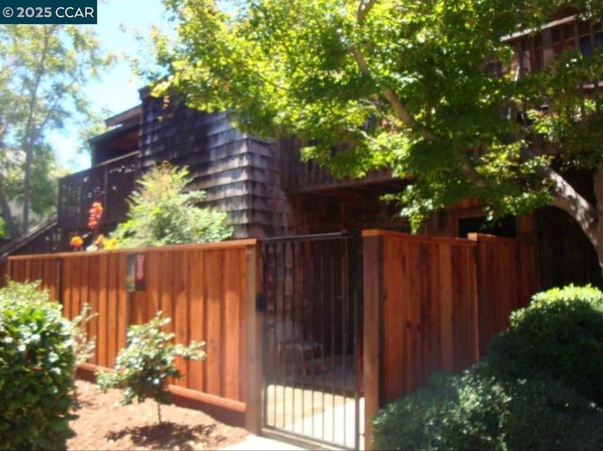 Quiet and spacious 2 bedrooms 1 bath lower level condo with good size patio. Beautifully maintained small complex with sparkling pool. Close to transportation shopping and part.   Easy access to freeways.