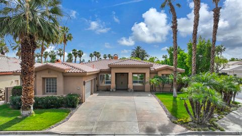 Photo of 47760 Via Montana, La Quinta, CA 92253 (MLS # 219146630DA)