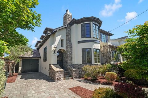 Photo of 216 Bloomfield Road, Burlingame, CA 94010 (MLS # ML82043771)