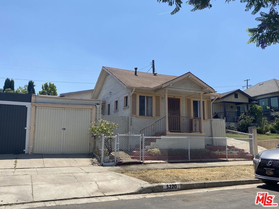 5220 Raphael Street
