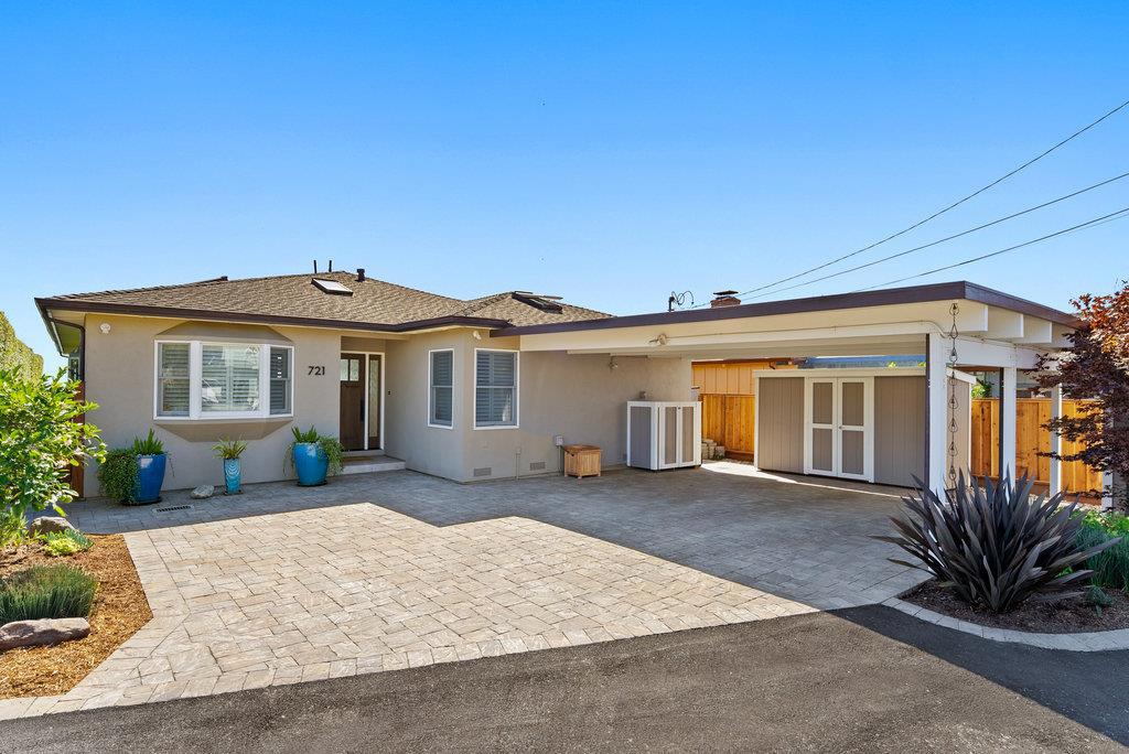 721 Seacliff Drive