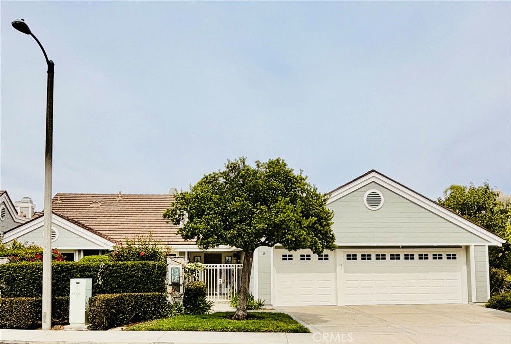 Photo of 2 Saros #70, Irvine, CA 92603 (MLS # AR26055880)
