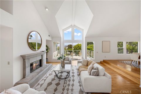 Photo of 2 Saros #70, Irvine, CA 92603 (MLS # AR26055880)