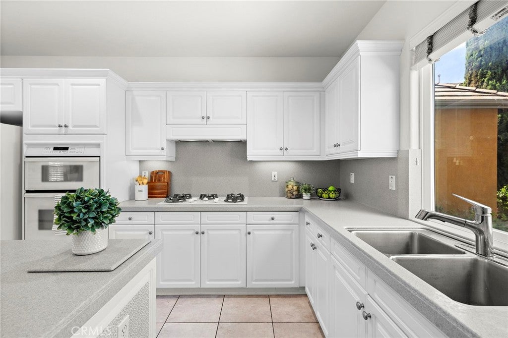 63 Tuberose Street, Ladera Ranch CA 92694 - Photo 17