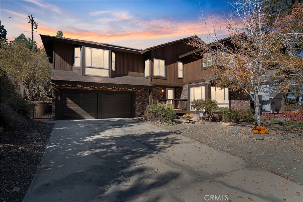 5276 Orchard Drive