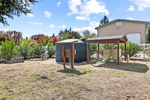 Tiny photo for 1609 Tanager Court, Templeton, CA 93465 (MLS # NS26045855)