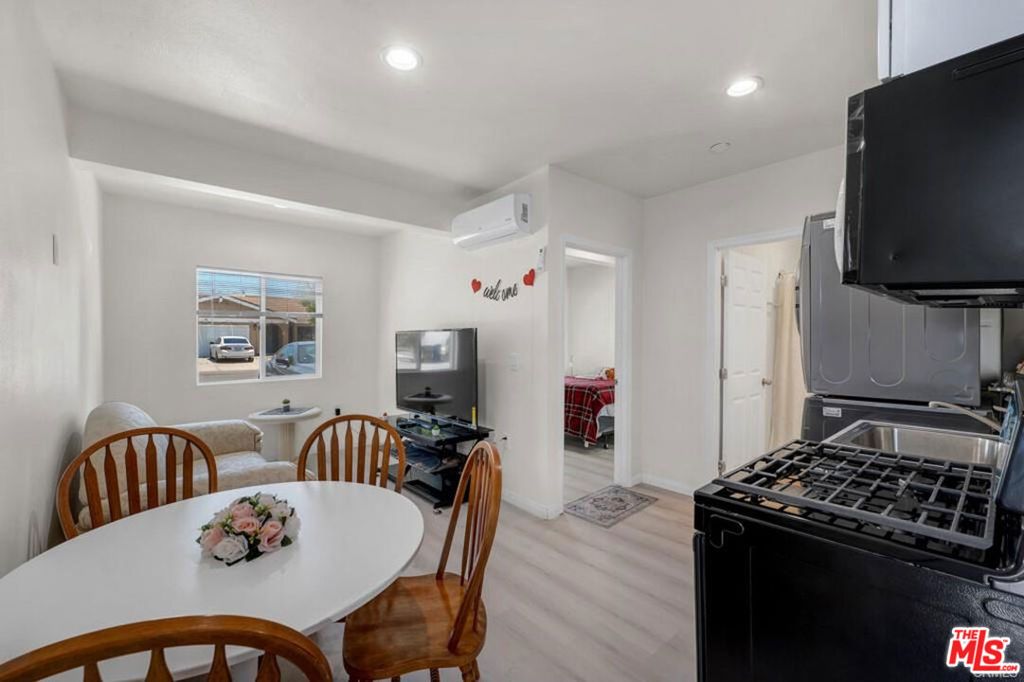 Photo of 7703 Baird Avenue, Reseda, CA 91335 (MLS # 25609777)