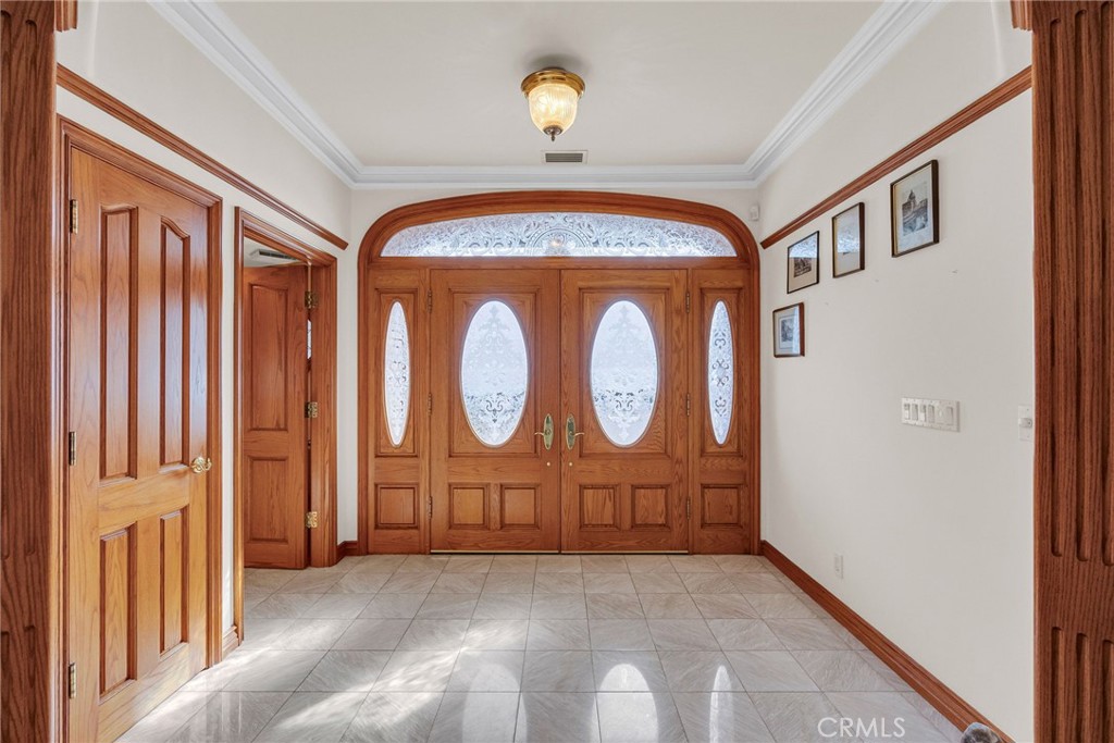 7340 Live Oak Drive