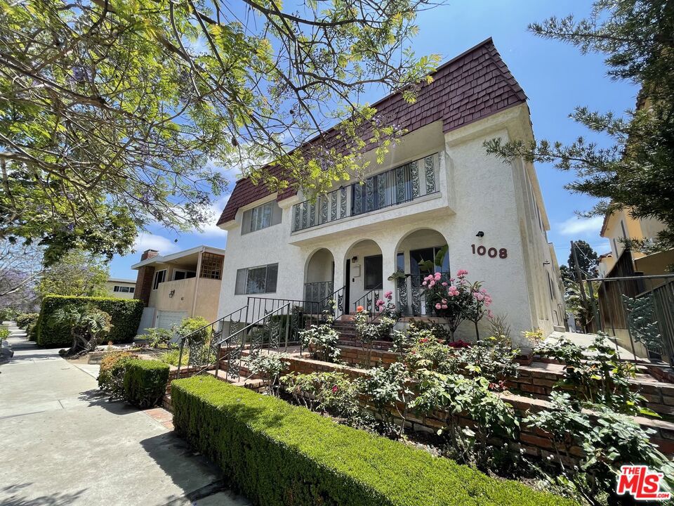 Photo of 1008 17Th Street #4, Santa Monica, CA 90403 (MLS # 26101820)