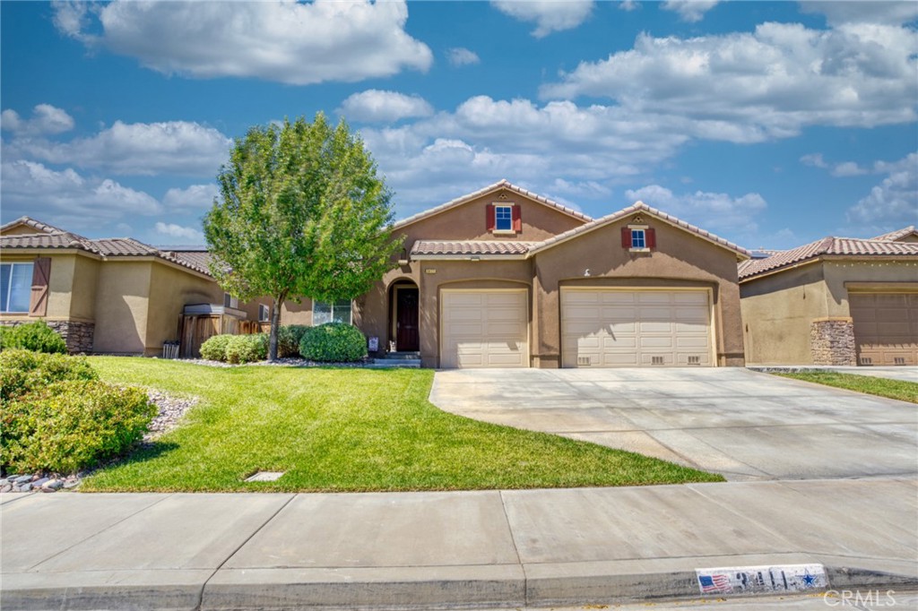 Located on the desirable west side of Rosamond, this well-maintained 3-bedroom, 2-bath home with a versatile den and a 3-car garage offers the perfect blend of comfort and flexibility. Whether you need a home office, gym, playroom, or guest space—the den provides endless possibilities to suit your lifestyle.
Step inside to find a spacious, open-concept layout with new carpet throughout. The kitchen overlooks the living area and features granite countertops, generous cabinet space, and a functional design ideal for both daily living and entertaining. There's also an additional space that can serve as a formal dining room or be transformed into another flex area based on your needs.
The primary suite offers a peaceful retreat with a large en suite bathroom, complete with a separate soaking tub and shower, plus a walk-in closet. Outside, enjoy lush landscaping in both the front and backyard—perfect for relaxing, entertaining, or simply soaking in the outdoors.
Conveniently located near Edwards AFB, schools, shopping, and commuter routes. As a bonus, the home comes equipped with solar—providing energy savings and an affordable monthly payment of approximately $150. This home checks all the boxes for comfort, convenience, and value!