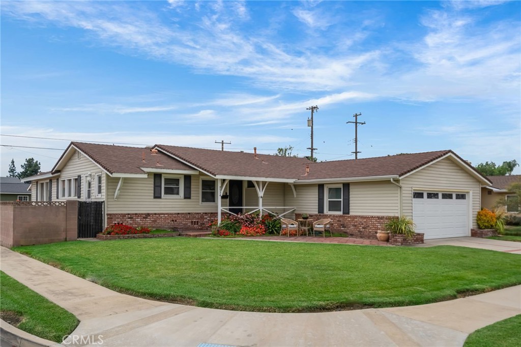 8534 Phlox Drive
