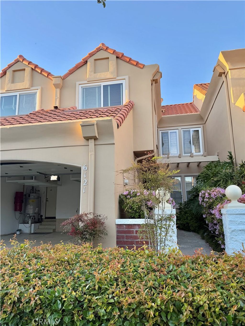 Photo of 6121 Greenbrier Dr, Huntington Beach, CA 92648 (MLS # OC26051983)