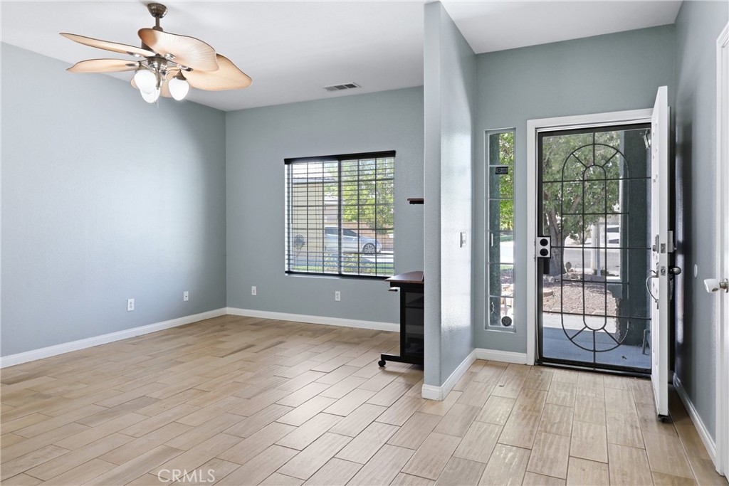 44154 Coral