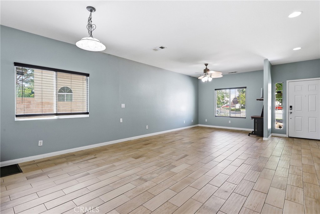 44154 Coral
