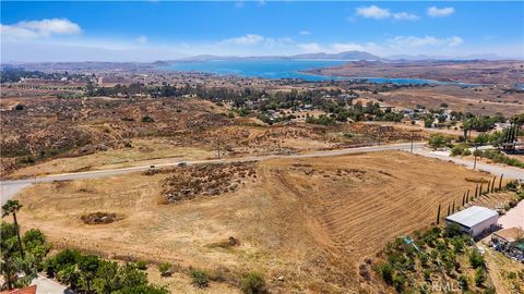 15718 Williams Circle Lake Mathews CA 92570