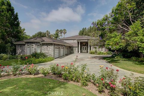 Photo of 1601 Highland Oaks Drive, Arcadia, CA 91006 (MLS # WS25272095)