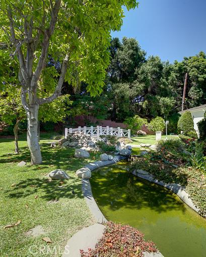 1601 Highland Oaks Drive