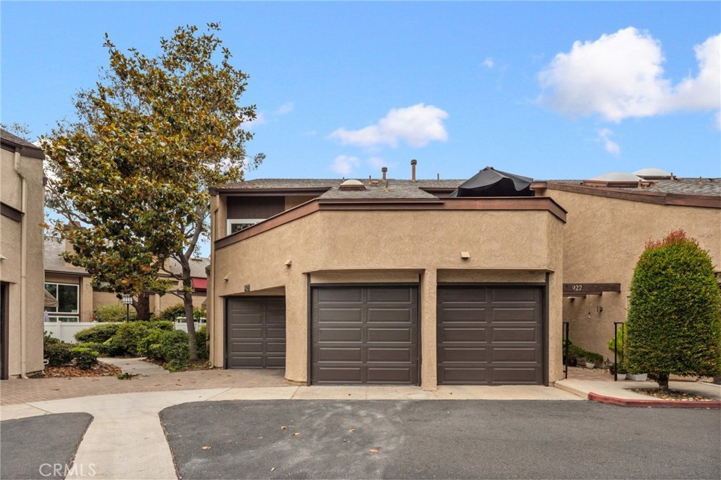 923 Hyde Court