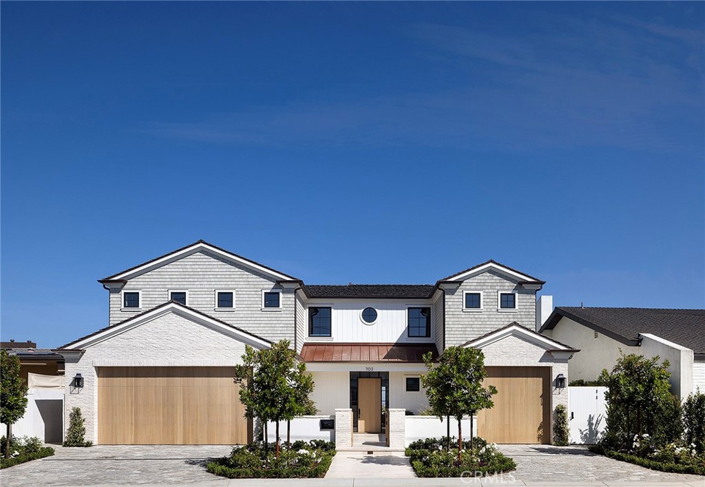 702 Saint James Place