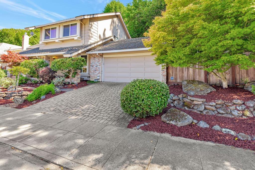 1521 Cherrywood Drive