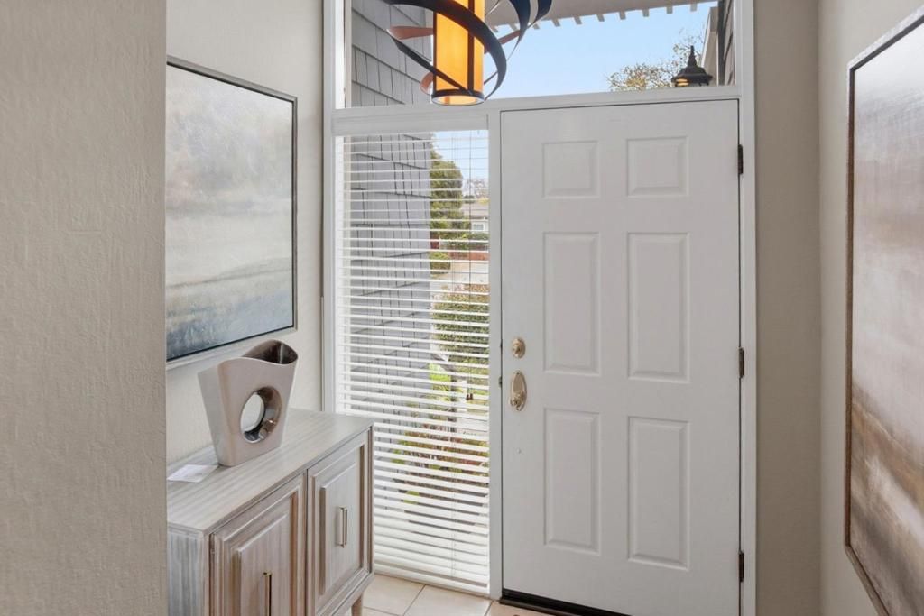 Photo of 653 Fox Court, Redwood City, CA 94061 (MLS # ML82035810)