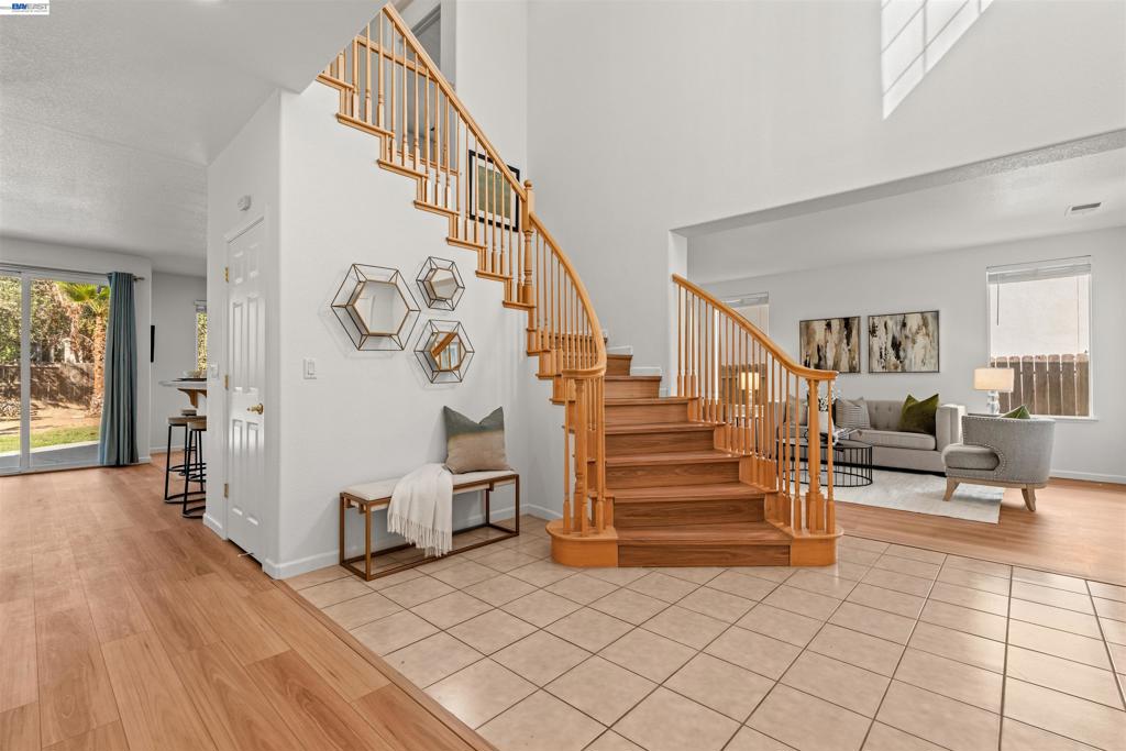 4707 Glenbrook Dr