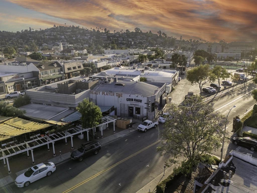 4850 52 Cypress Street