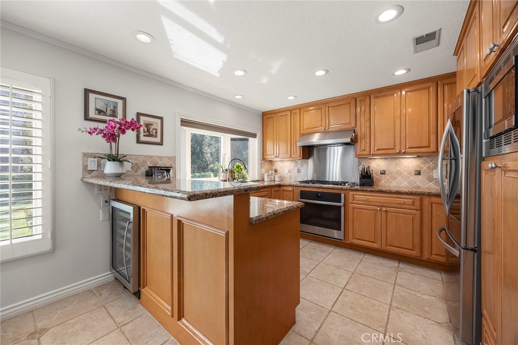 726 S Camino Grande