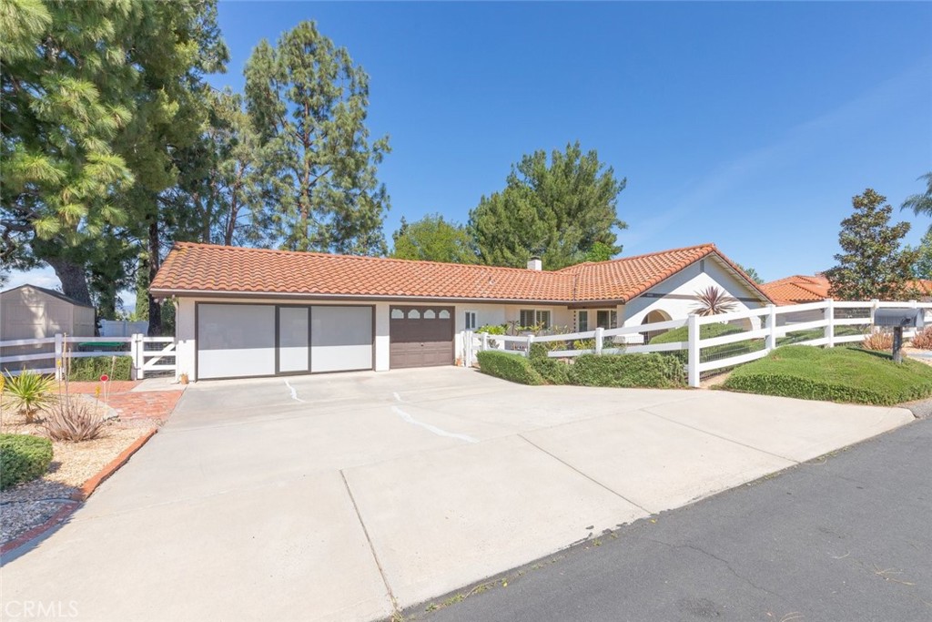 40265 Paseo Sereno