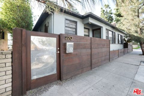 Photo of 218 Venice Way, Venice, CA 90291 (MLS # 25603001) Photo of 218 Venice Way, Venice, CA 90291 (MLS # 25603001)