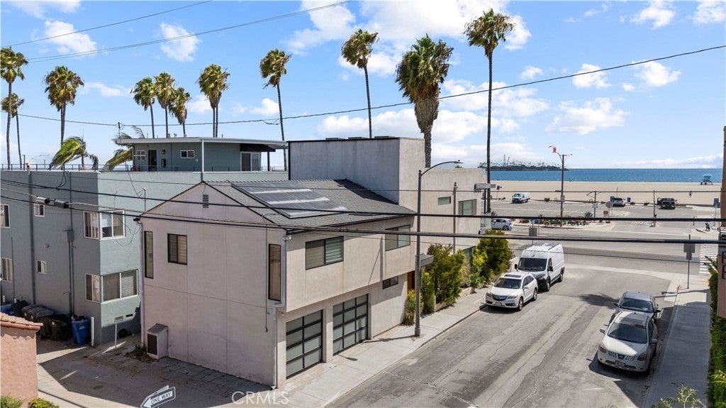 5277 E Ocean
