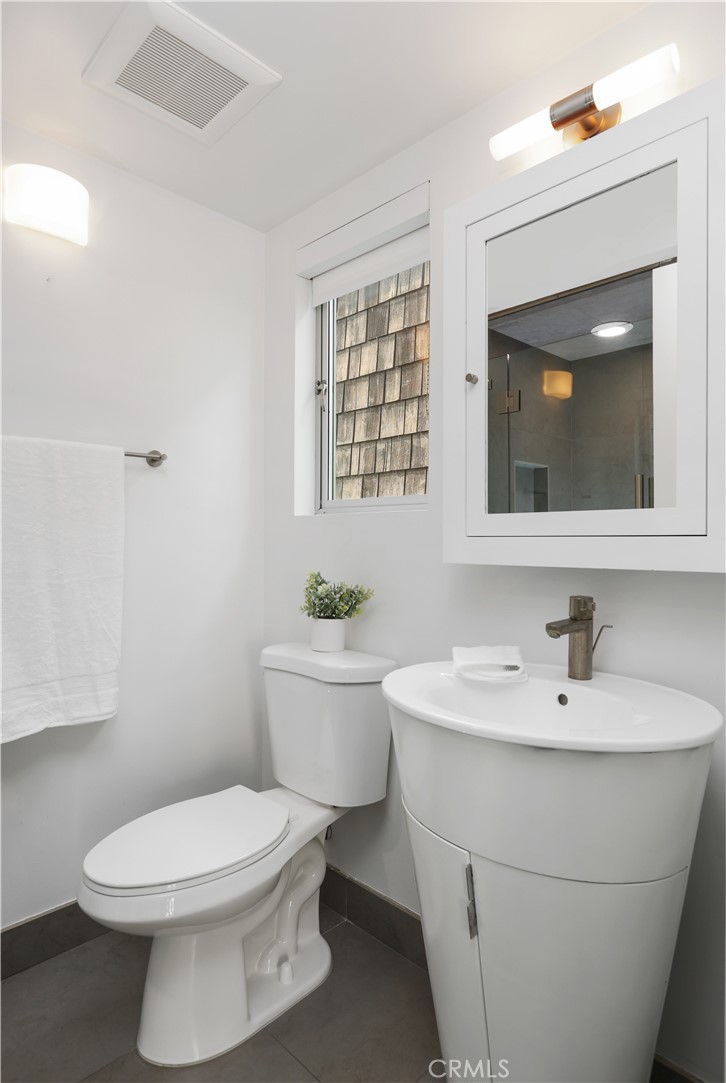 Corona del Mar South of PCH (CDMS) - Residential