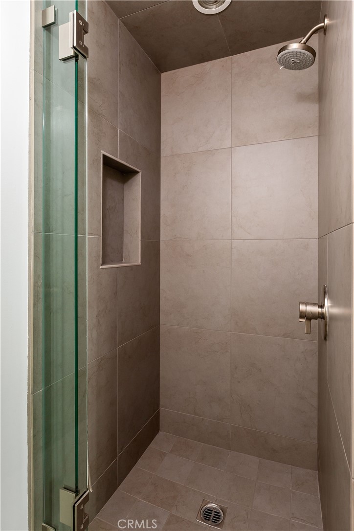 Corona del Mar South of PCH (CDMS) - Residential