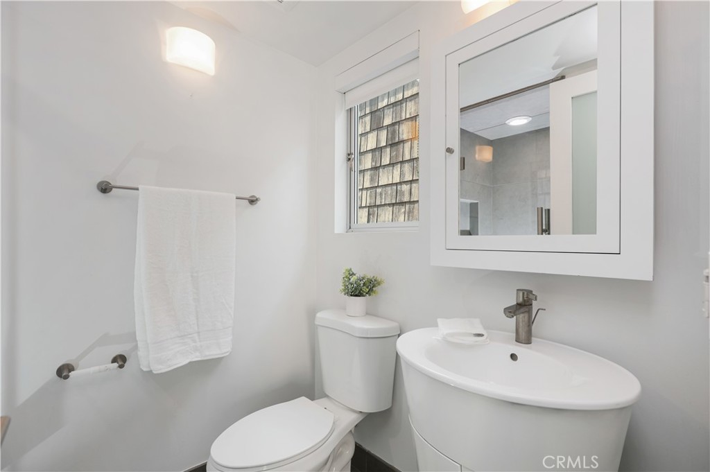 Corona del Mar South of PCH (CDMS) - Residential