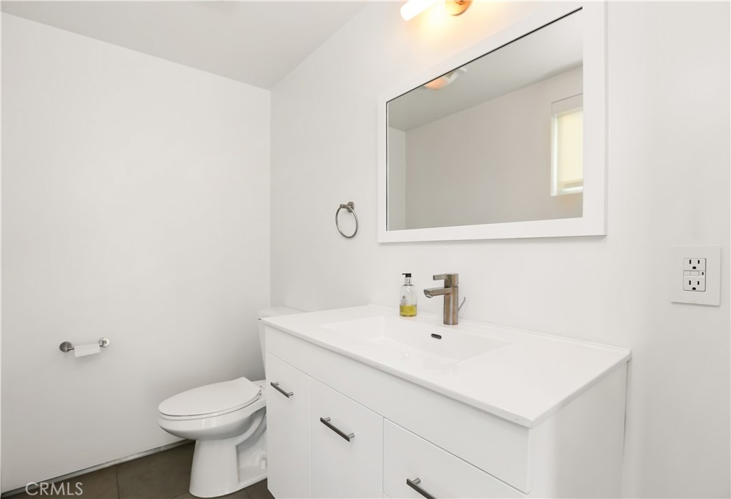 Corona del Mar South of PCH (CDMS) - Residential