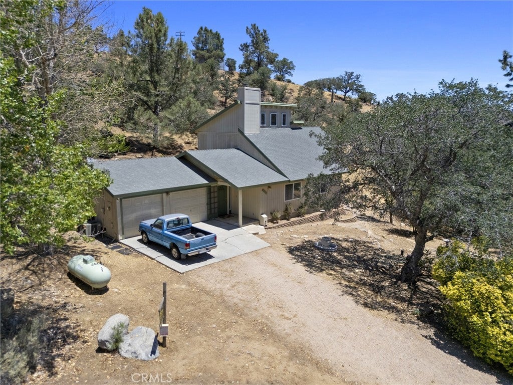 21725 Mountain
