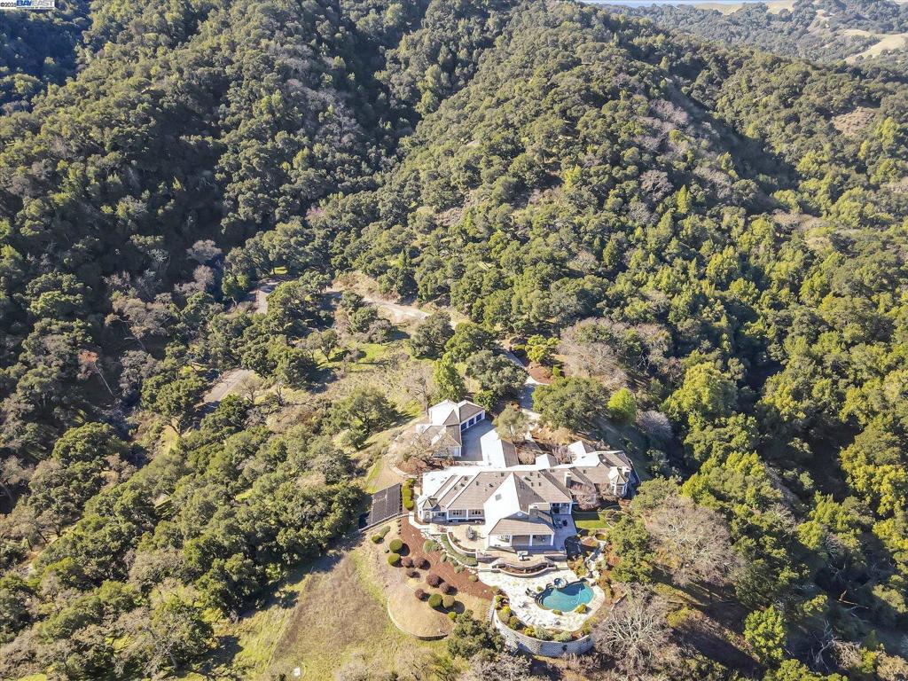 FOOTHILL AREA - Residential