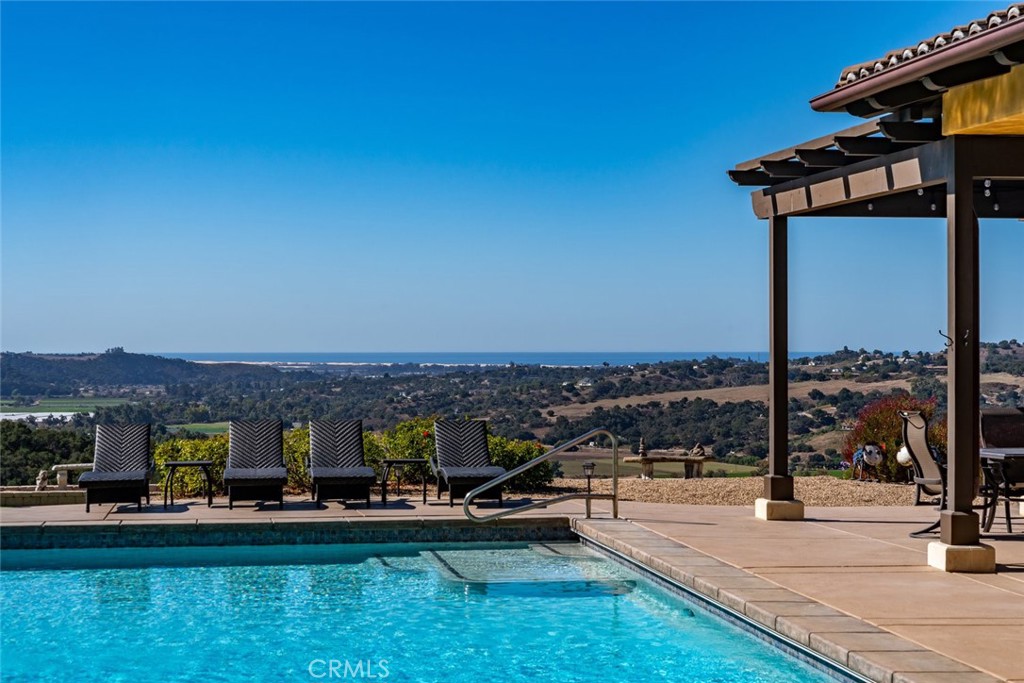 Las Ventanas - Residential