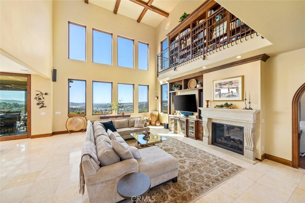 Las Ventanas - Residential
