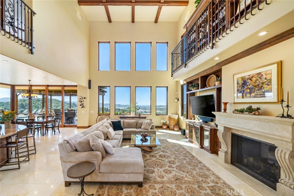 Las Ventanas - Residential