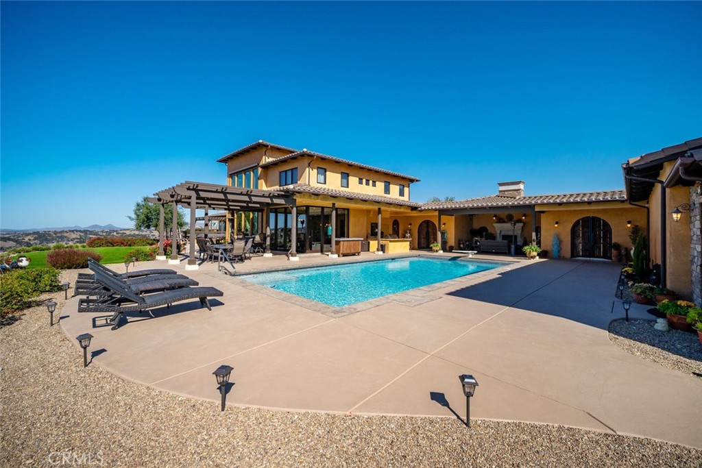 Las Ventanas - Residential