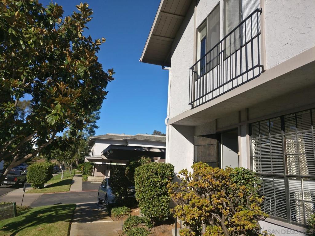 This beautiful condo offers a rare upgrade with two full bathrooms upstairs, providing a total of 2.5 bathrooms a significant improvement over the more common 1.5-bath layout typically found in this floor plan. Live in one of San Diego's most desirable neighborhoods! This spacious townhouse is perfectly located in the heart of UTC walking distance to La Jolla, UCSD, major shopping centers, dining, and entertainment. Just a short drive to beaches, parks, and freeway access, making your commute and weekend getaways a breeze. Address: 9647 Easter Way San Diego, CA 92121 Bedrooms: 3 Bathrooms: 2.5 Size: Approx. 1,100 sq. ft. Rent: $3,550.00/month Pets: Not allowed Move-in Date: September 01, 2025 Features: Open floor plan with great natural light Private patio In-unit laundry Reserved parking Community amenities Quiet, well-maintained complex This beautiful condo offers a rare upgrade with two full bathrooms upstairs, providing a total of 2.5 bathrooms a significant improvement over the more common 1.5-bath layout typically found in this floor plan. Live in one of San Diego's most desirable neighborhoods! This spacious townhouse is perfectly located in the heart of UTC walking distance to La Jolla, UCSD, major shopping centers, dining, and entertainment. Just a short drive to beaches, parks, and freeway access, making your commute and weekend getaways a breeze. Address: 9647 Easter Way San Diego, CA 92121 Bedrooms: 3 Bathrooms: 2.5 Size: Approx. 1,100 sq. ft. Rent: $3,550.00/month Pets: Not allowed Move-in Date: September 01, 2025 Features: Open floor plan with great natural light Private patio In-unit laundry Reserved parking Community amenities Quiet, well-maintained complex