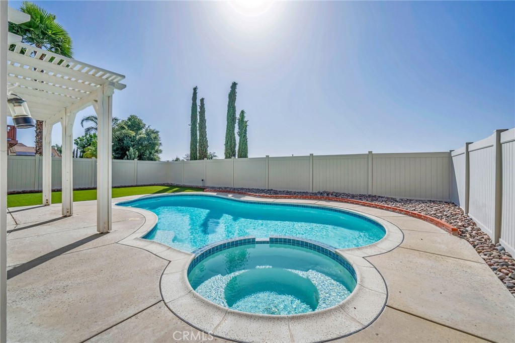 44601 Jamin Circle