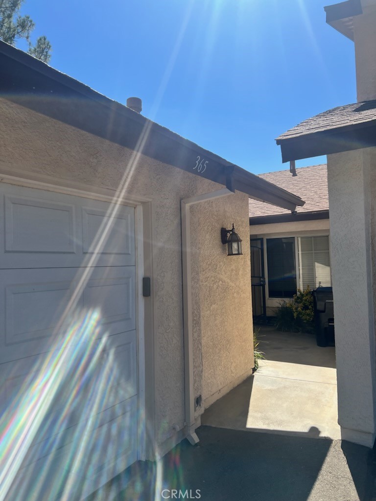 Welcome to one of the most sought after models of the Mountain View Courtyard homes. This single story home is perfect for a new family or even seniors that need a cozy, safe place as it is close to both playgrounds and parks, and has a beautiful community pool. Minutes from top rated schools in all of CA and definitely one of the most family friendly, quiet neighborhoods, this home is truly an amazing find! Also located close to some of Santa Clarita's favorite restaurants, grocery stores, and many other go-to places.
More photos to come! Showings will not start until August 5.