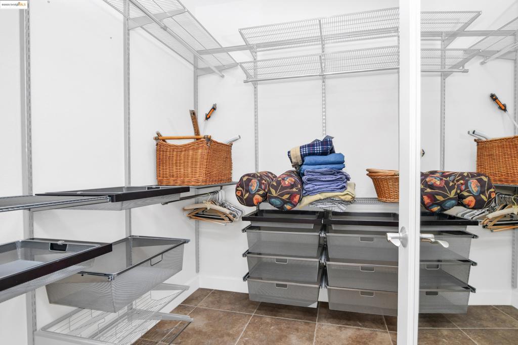 TRILOGY - Residential