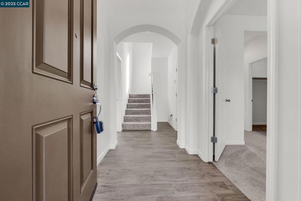 HILLTOP - Residential